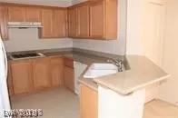 Photo #3: 2122835 Listing 