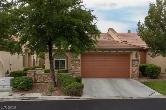 MLS: 2122935 Condo For Sale