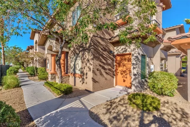 MLS: 2122957 Condo For Sale