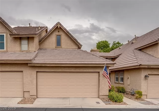 MLS: 2122975 Condo For Sale