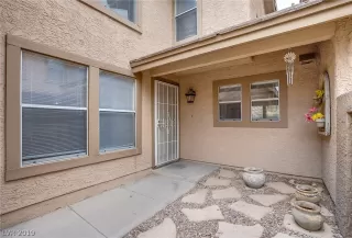 Photo #3: 2122975 Listing