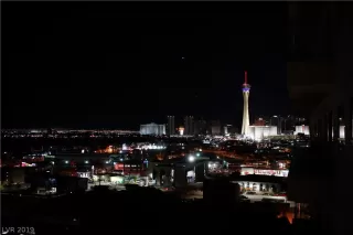 Photo #4: 2123016 Listing