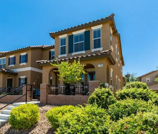 MLS: 2123077 Condo For Sale