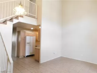 Photo #2: 2123105 Listing 