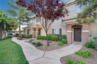 Photo #1: 2123203 Listing 