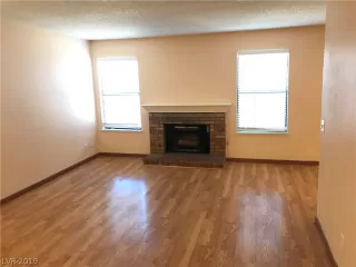 Photo #6: 2123277 Listing 