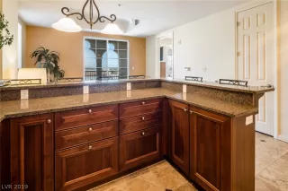 Photo #6: 2123360 Listing 