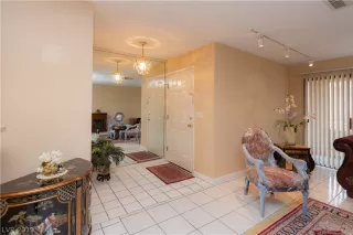 Photo #1: 2123368 Listing