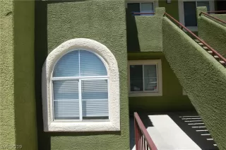 Photo #1: 2123412 Listing 