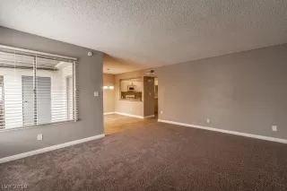 Photo #4: 2123425 Listing 