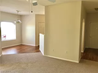 Photo #6: 2123514 Listing