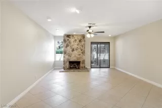 Photo #2: 2123538 Listing 