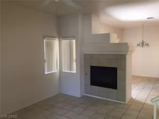 Photo #2: 2123575 Listing