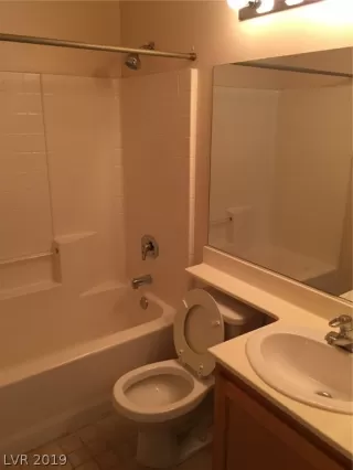 Photo #5: 2123575 Listing