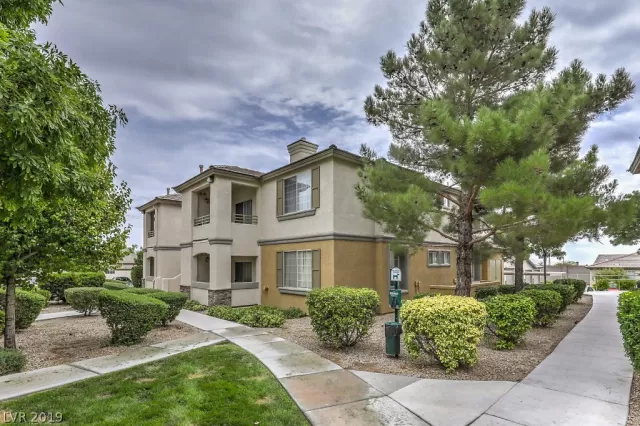 MLS: 2123610 Condo For Sale