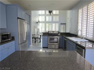 Photo #3: 2123611 Listing 