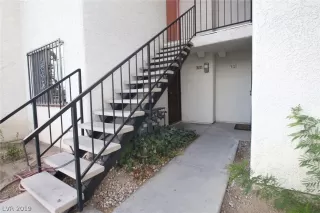 Photo #1: 2123685 Listing 