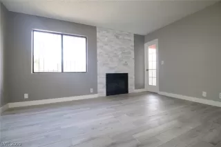 Photo #2: 2123685 Listing 