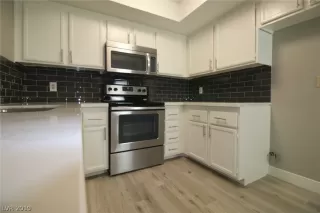 Photo #6: 2123685 Listing 