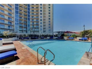 Photo #1: 2123694 Listing 