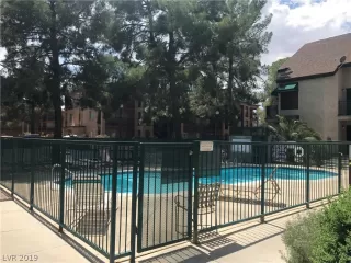 Photo #2: 2123755 Listing