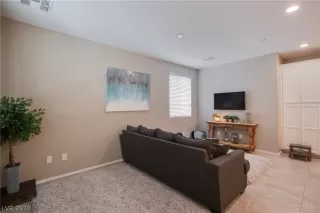 Photo #6: 2123760 Listing