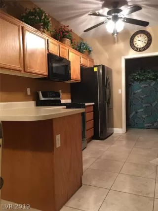 Photo #4: 2123767 Listing