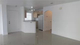 Photo #1: 2123797 Listing 