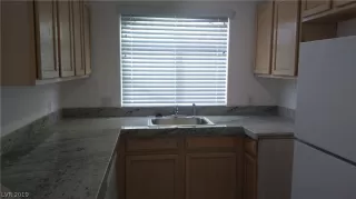 Photo #4: 2123797 Listing 