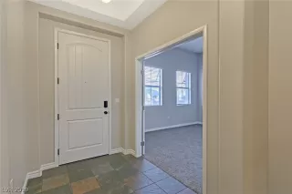 Photo #3: 2123810 Listing
