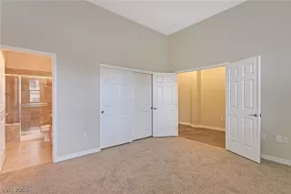 Photo #4: 2123810 Listing