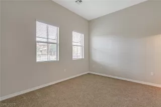 Photo #5: 2123810 Listing