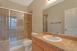 Photo #6: 2123810 Listing