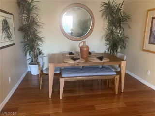 Photo #5: 2123890 Listing 
