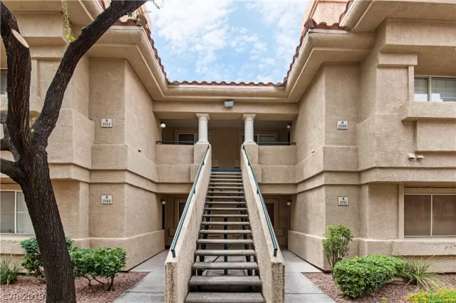 MLS: 2123902 Condo For Sale