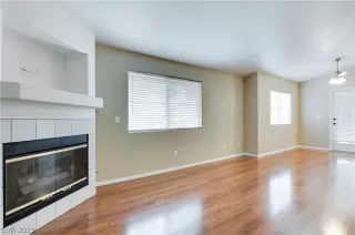 Photo #1: 2123902 Listing