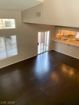 Photo #1: 2123927 Listing 