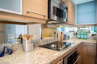 Photo #6: 2123988 Listing