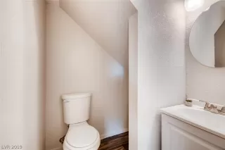 Photo #5: 2124025 Listing