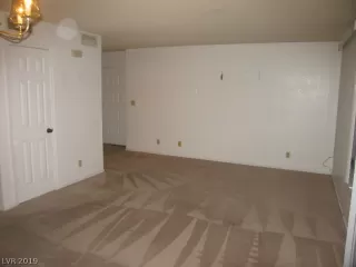 Photo #1: 2124172 Listing 