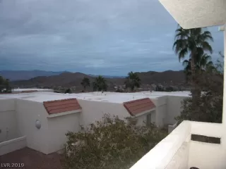 Photo #5: 2124172 Listing 