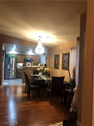 Photo #4: 2124190 Listing 