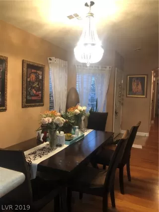 Photo #6: 2124190 Listing 