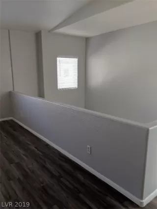 Photo #6: 2124274 Listing