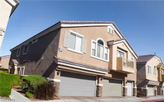 Photo #1: 2124277 Listing