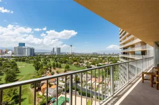 Photo #3: 2124280 Listing