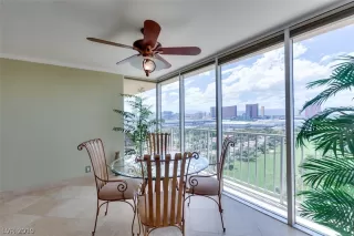 Photo #5: 2124280 Listing