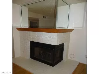 Photo #1: 2124343 Listing