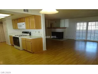 Photo #3: 2124343 Listing