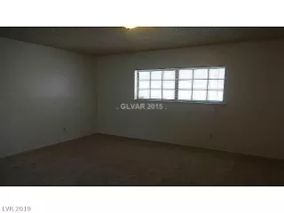 Photo #6: 2124343 Listing